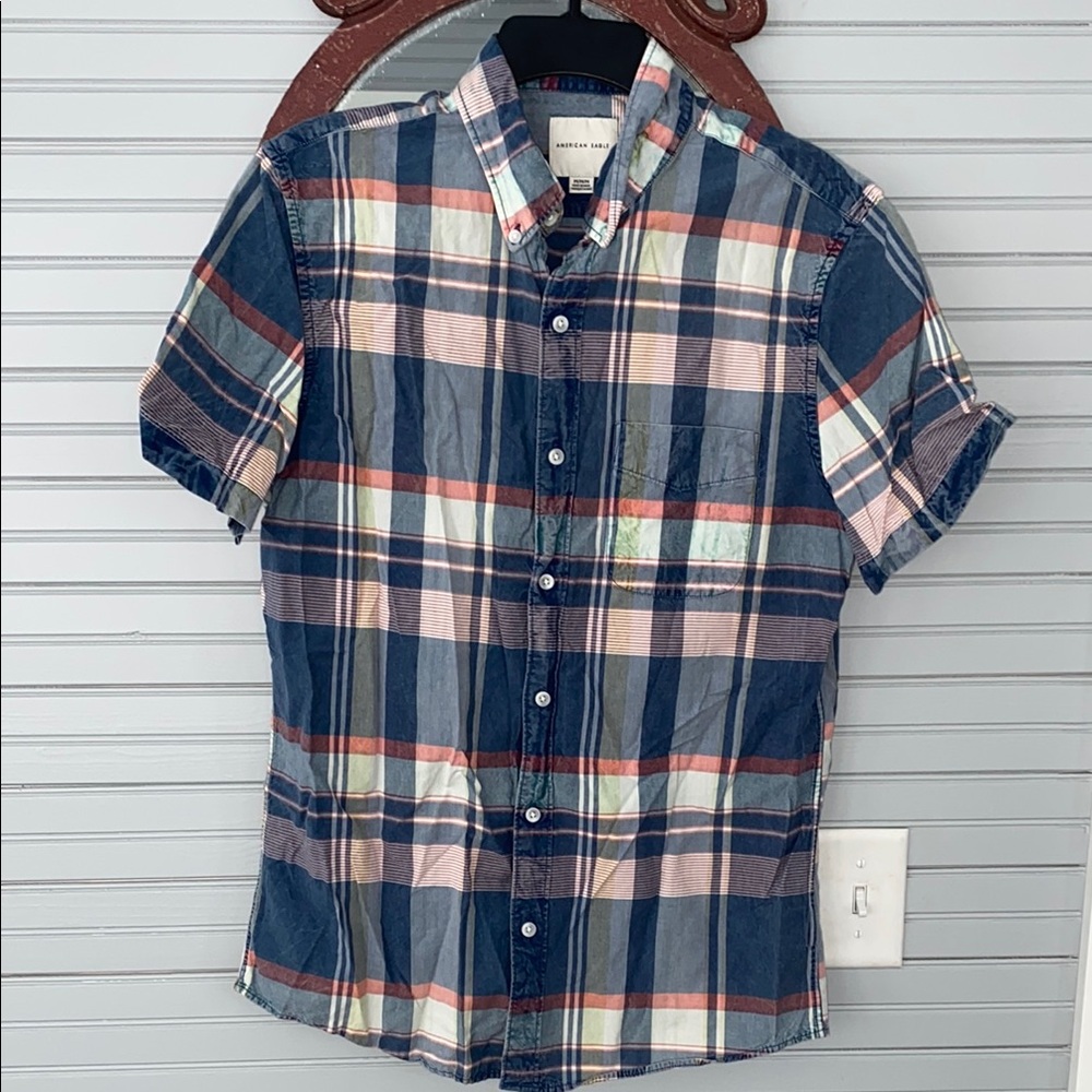 American Eagle Men’s Blue Plaid Short Sleeve Shirt